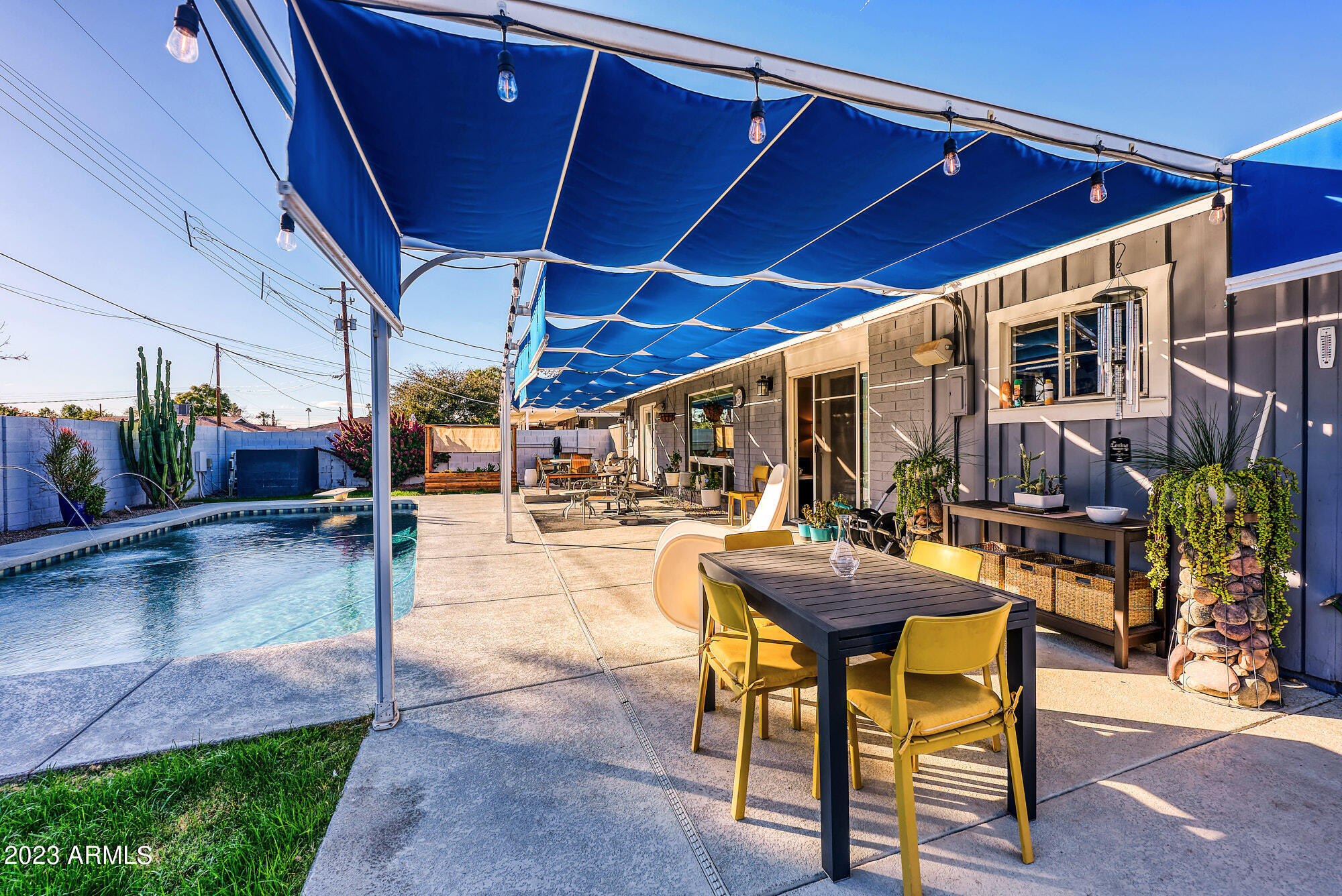 1203 West Colter Street Phoenix, AZ 85013 - Photo 18 of 20 Patio Seating Area 1 of 3