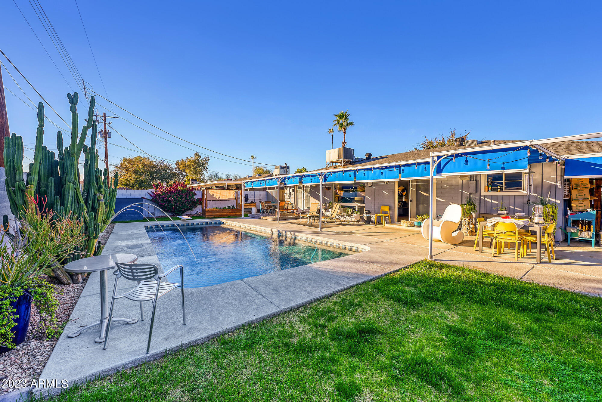 1203 West Colter Street Phoenix, AZ 85013 - Photo 5 of 20 Entertainers backyard