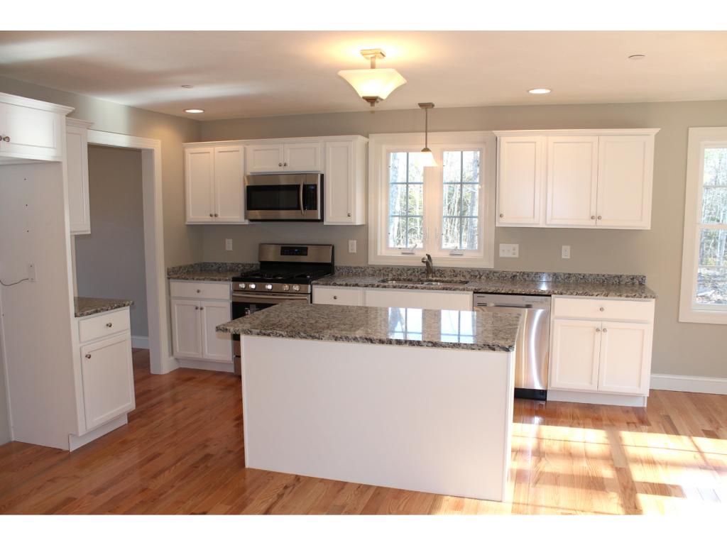 20 Isaac Foss Road Chester, NH 03036 - Photo 3 of 27