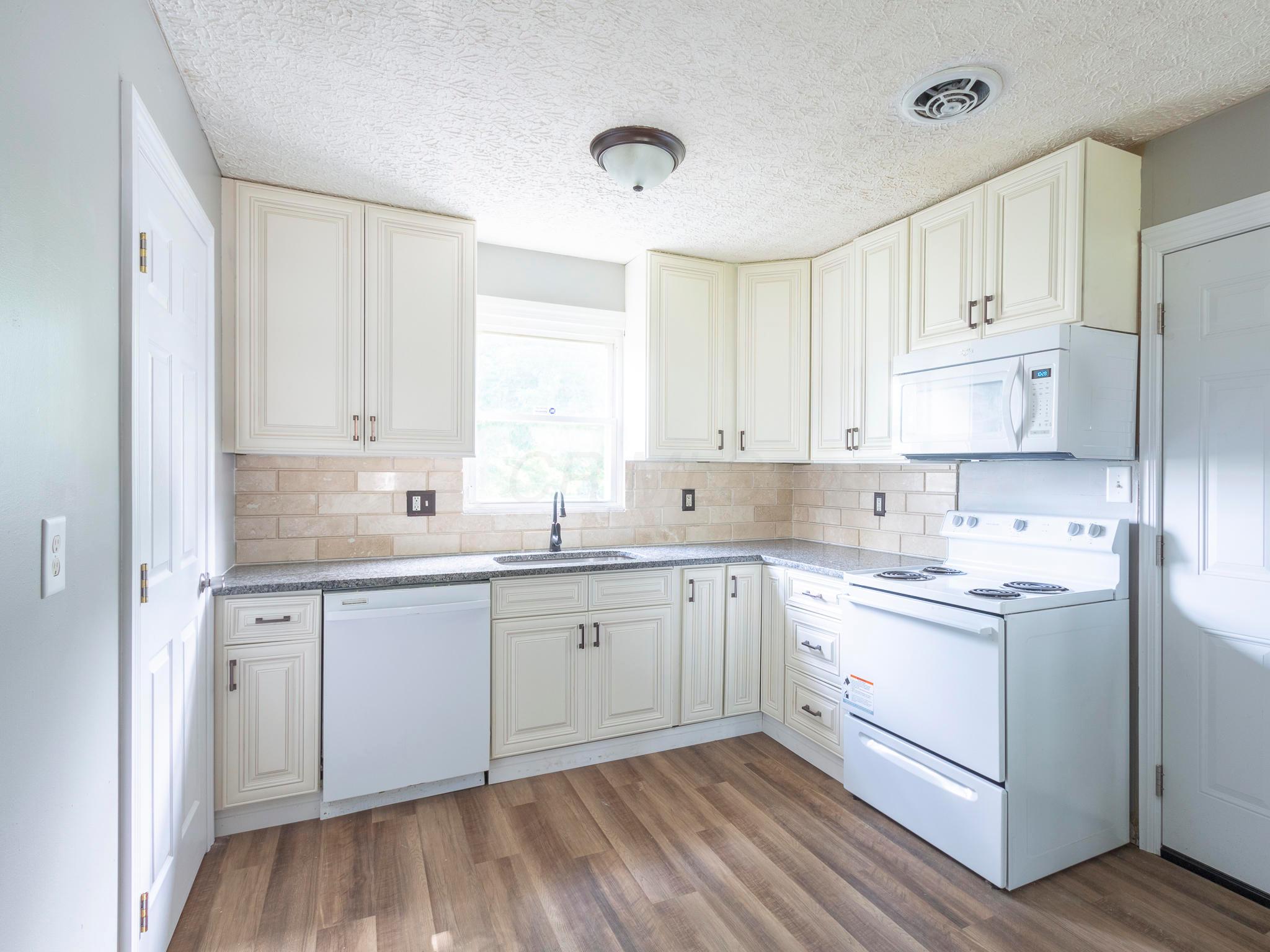 4006 Millstone Road Columbus, OH 43207 - Photo 6 of 14 Gallery Image 6