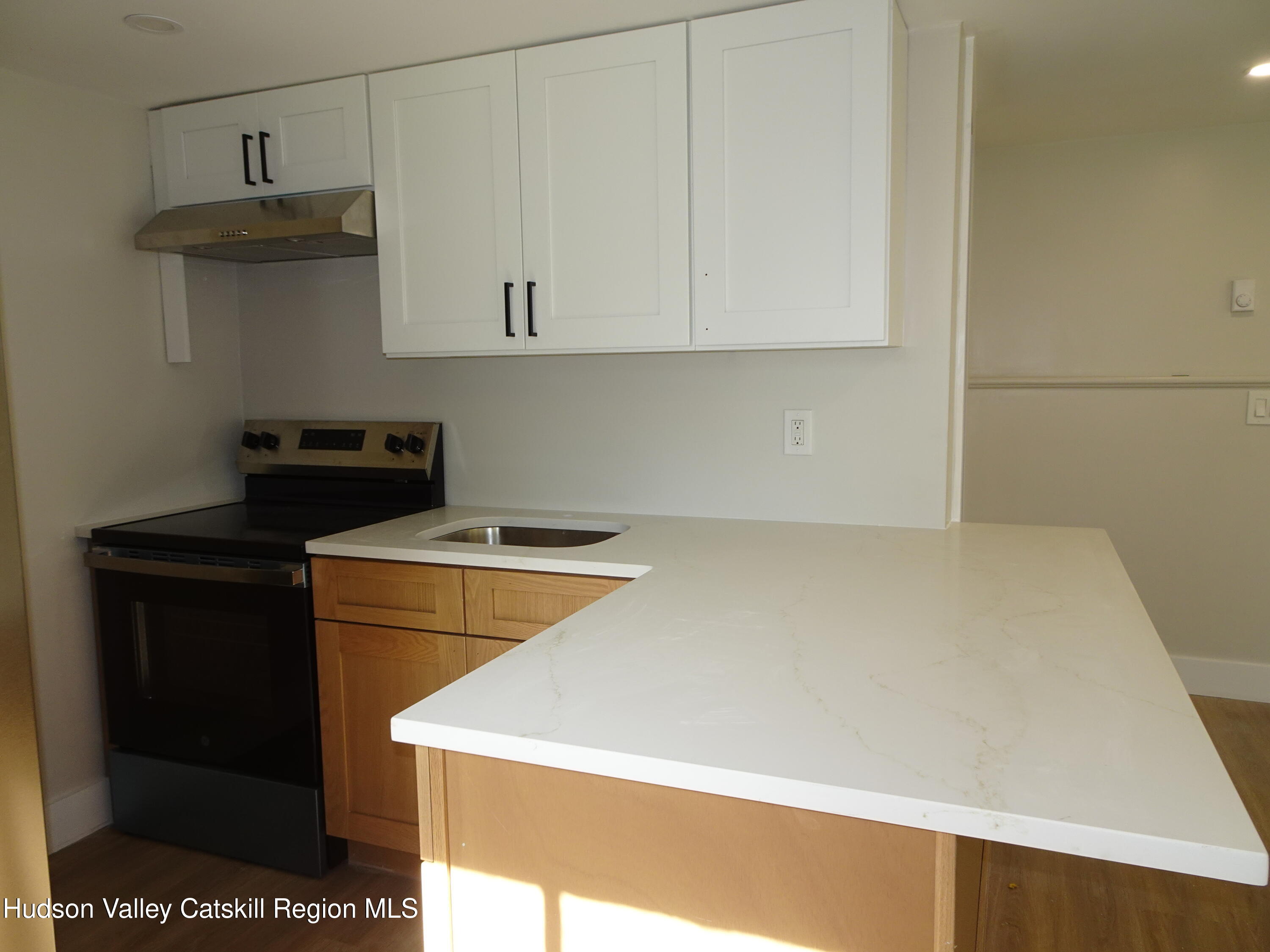 167 Highway 23, Unit 4C Claverack, NY 12513 - Photo 6 of 25 a utility room with dryer and washer