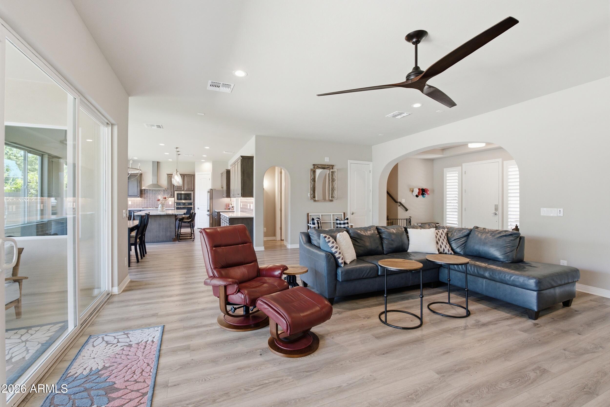 2122 West Rowel Road Phoenix, AZ 85085 - Photo 10 of 79