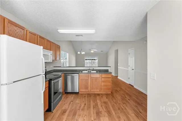 $2,100 | 7 Halyard Drive, Port Wentworth, GA 31407