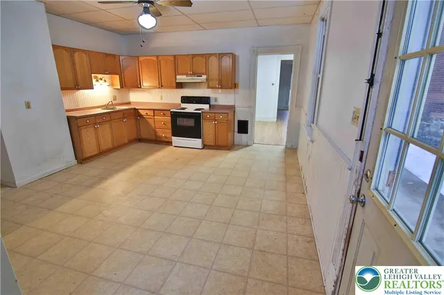 $249,900 | 30 2nd Street, Unit 3032, Slatington, PA 18080