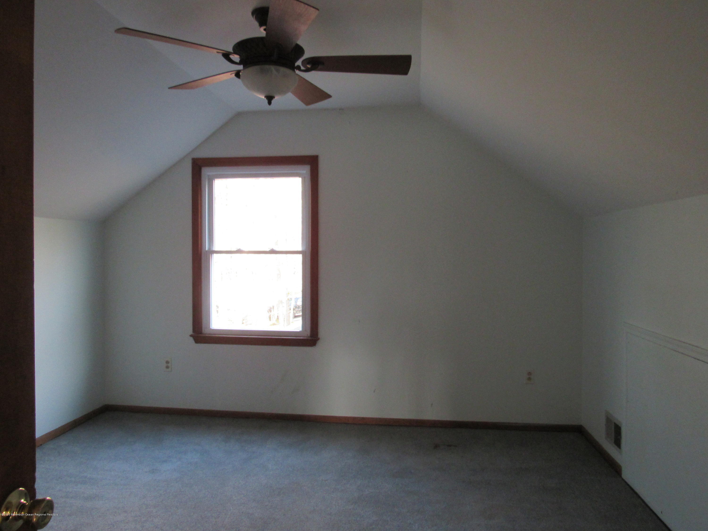 553 Frank Applegate Road Jackson, NJ 08527 - Photo 11 of 14 IMG_2523