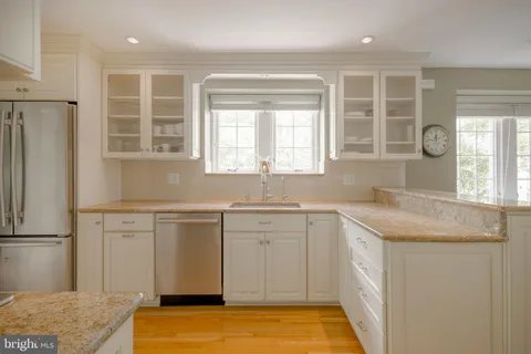 $900,000 | 324 Holmecrest Road, Jenkintown, PA 19046