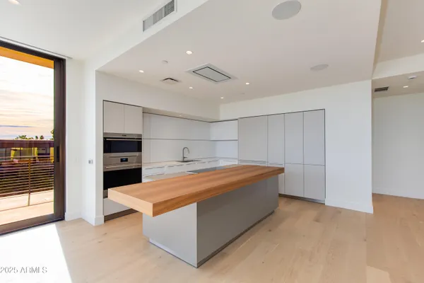 $11,999 | 4849 North Camelback Ridge Drive, Unit A202, Scottsdale, AZ 85251