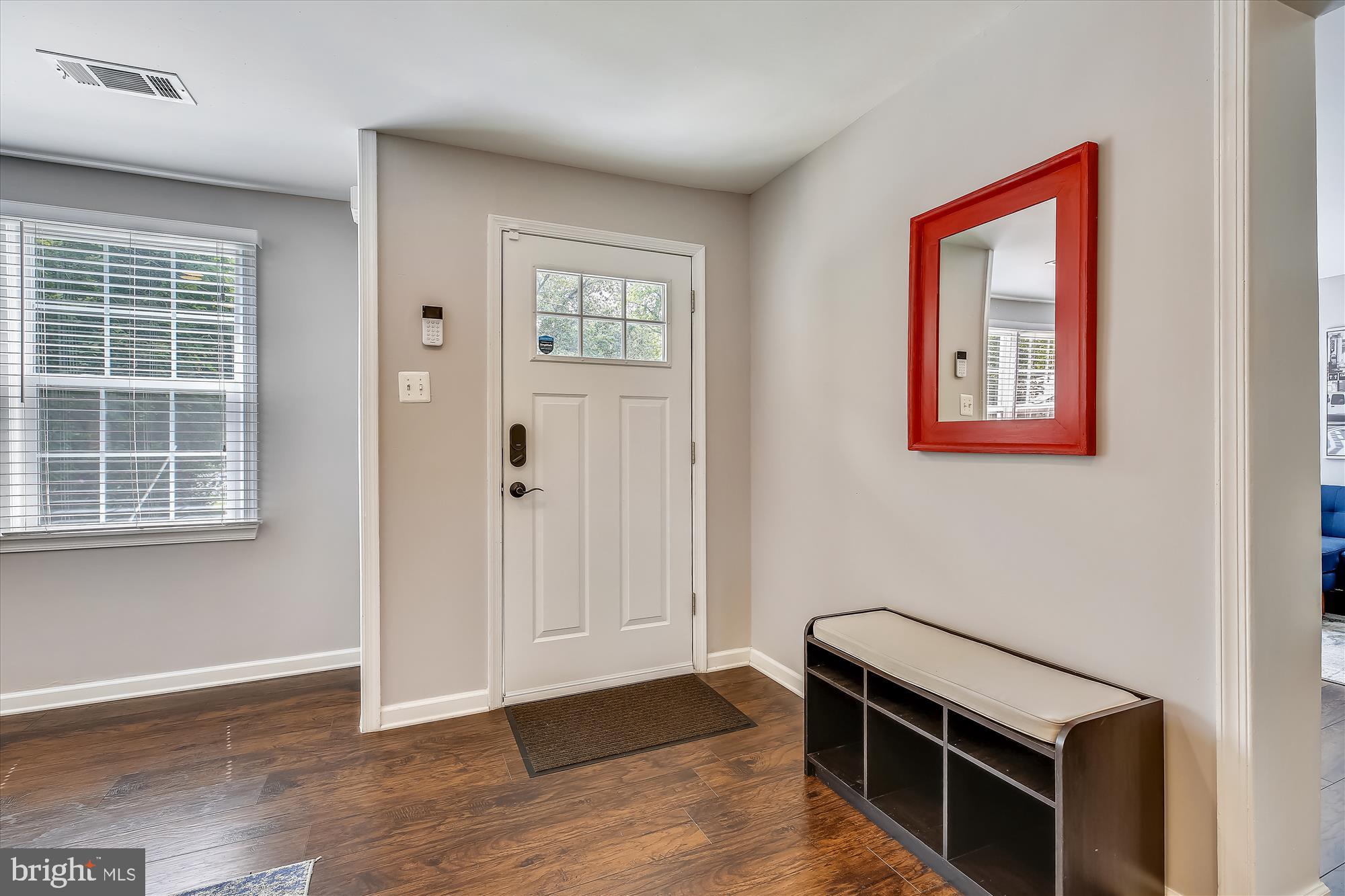 3317 Floral Court Silver Spring, MD 20902 - Photo 3 of 31 Gallery Image 3