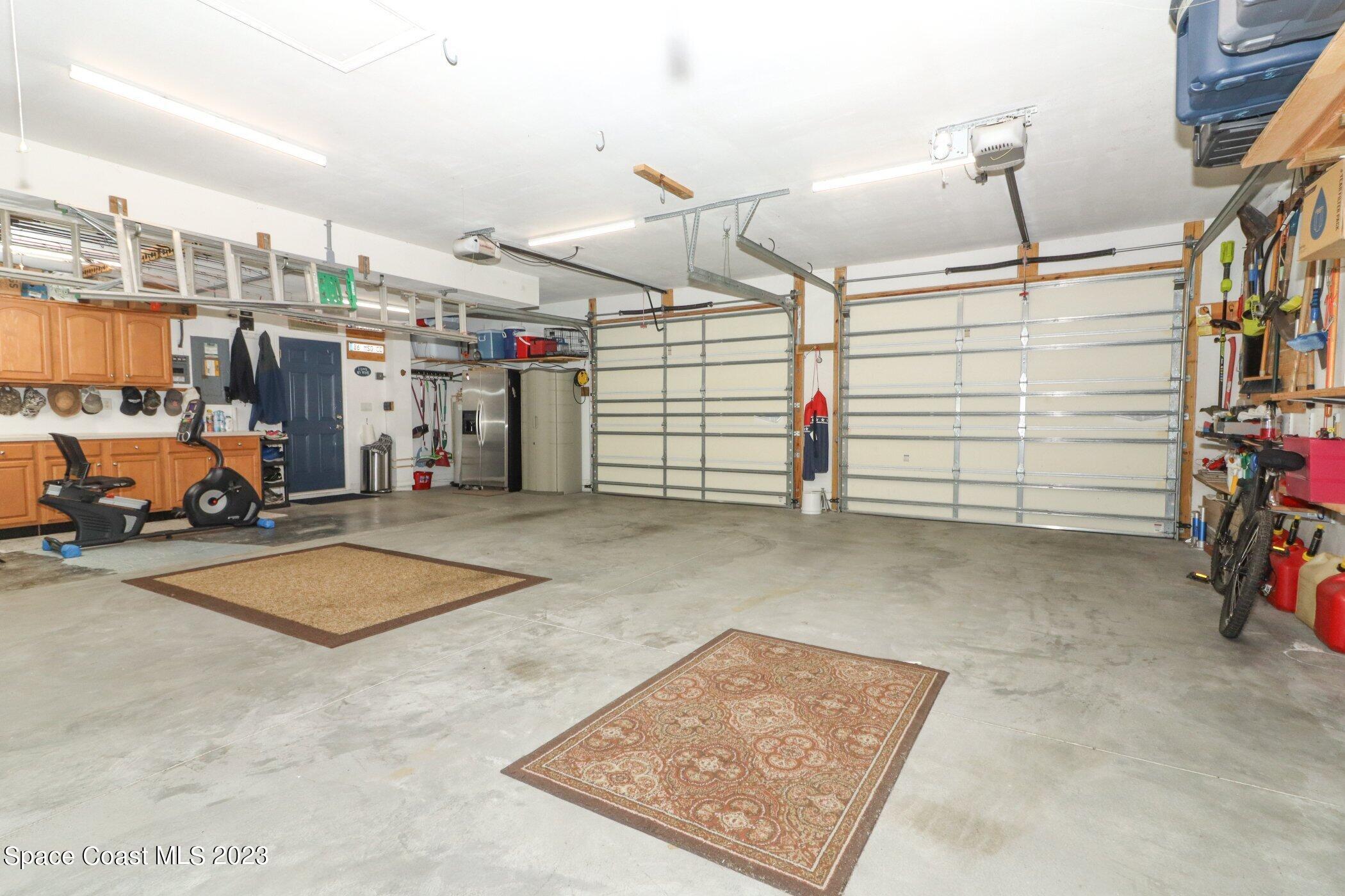 834 Egret Road Cocoa, FL 32926 - Photo 39 of 85 41023997-039-Garage_Alt_View