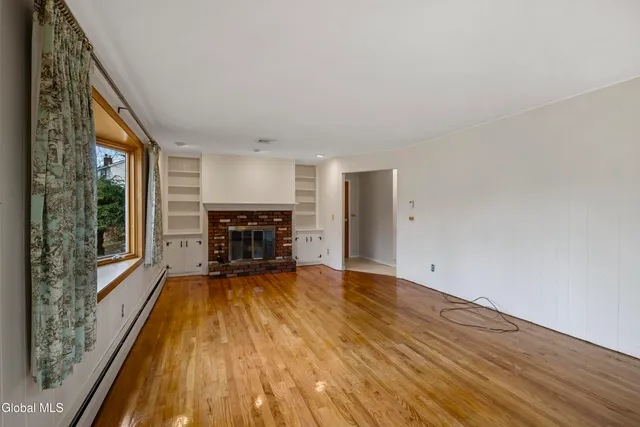 $3,250 | 167 Wood Dale Drive, Clifton Park, NY 12019