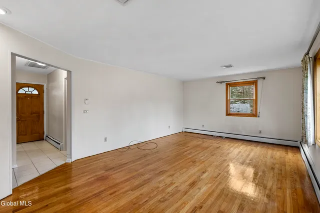 $3,250 | 167 Wood Dale Drive, Clifton Park, NY 12019