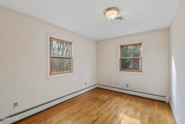 $3,250 | 167 Wood Dale Drive, Clifton Park, NY 12019