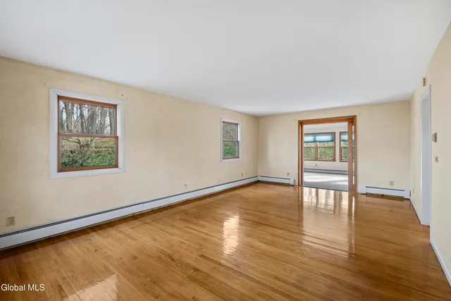 $3,250 | 167 Wood Dale Drive, Clifton Park, NY 12019