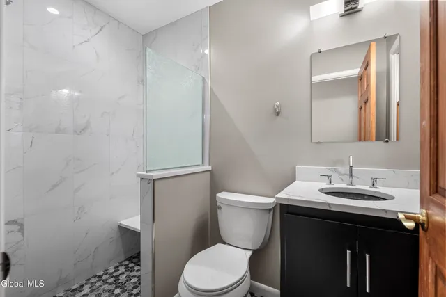 $3,250 | 167 Wood Dale Drive, Clifton Park, NY 12019