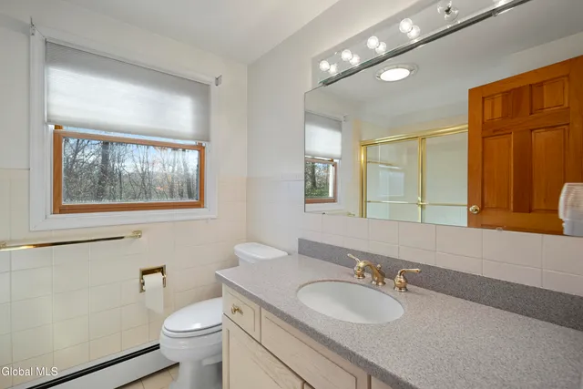 $3,250 | 167 Wood Dale Drive, Clifton Park, NY 12019