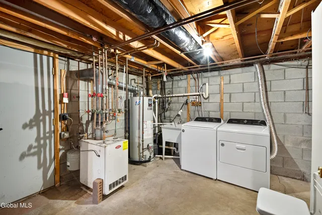 $3,250 | 167 Wood Dale Drive, Clifton Park, NY 12019