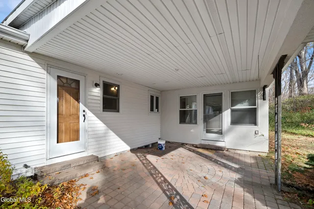 $3,250 | 167 Wood Dale Drive, Clifton Park, NY 12019