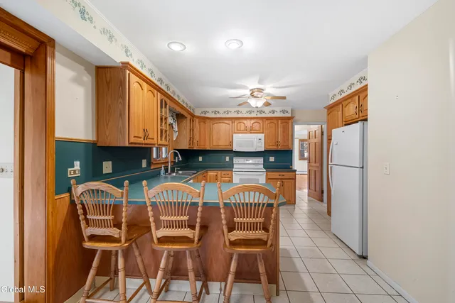 $3,250 | 167 Wood Dale Drive, Clifton Park, NY 12019