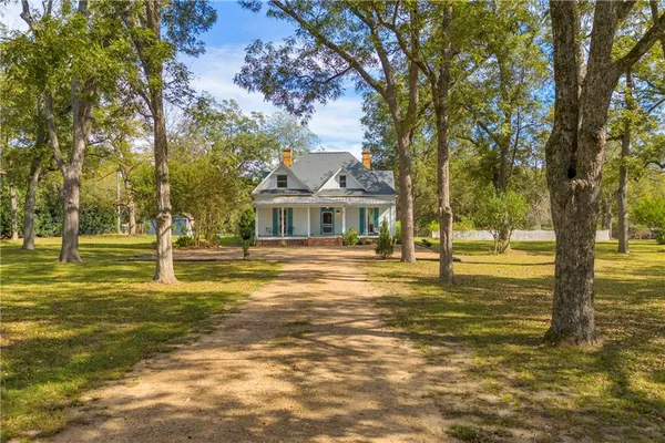 $575,000 | 5921 Bostwick Road, Bishop, GA 30621