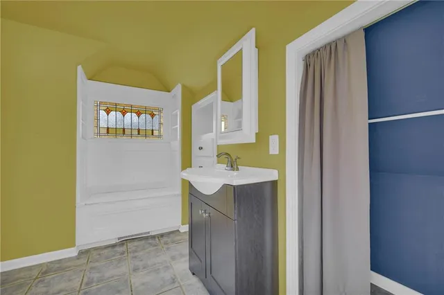 a view of a house with a big yard