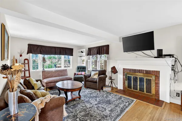 $849,000 | 18 Taylor Road, Elmsford, NY 10523