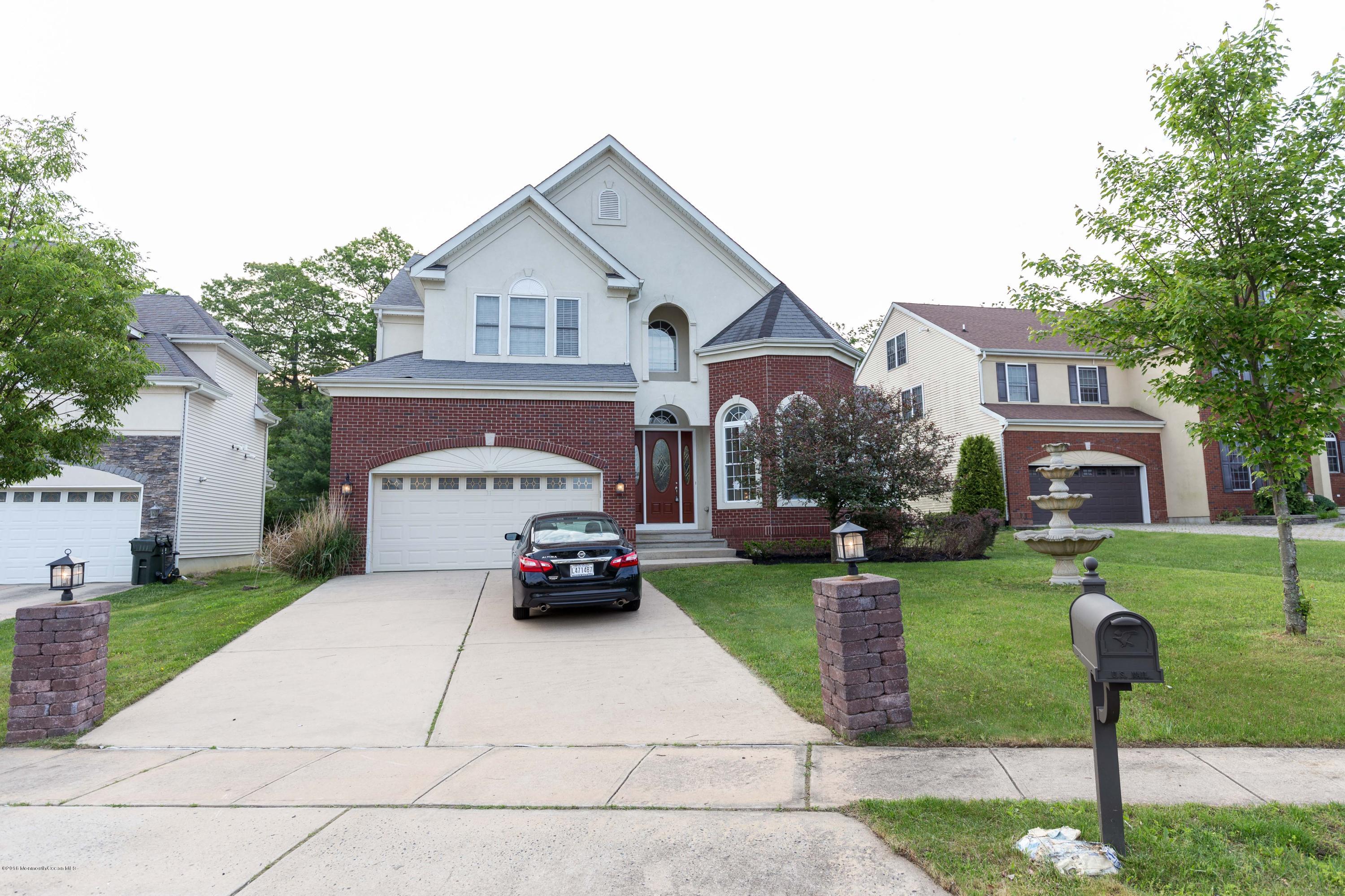11 Rockspray Court Howell, NJ 07731 - Photo 3 of 28 IMG_7269