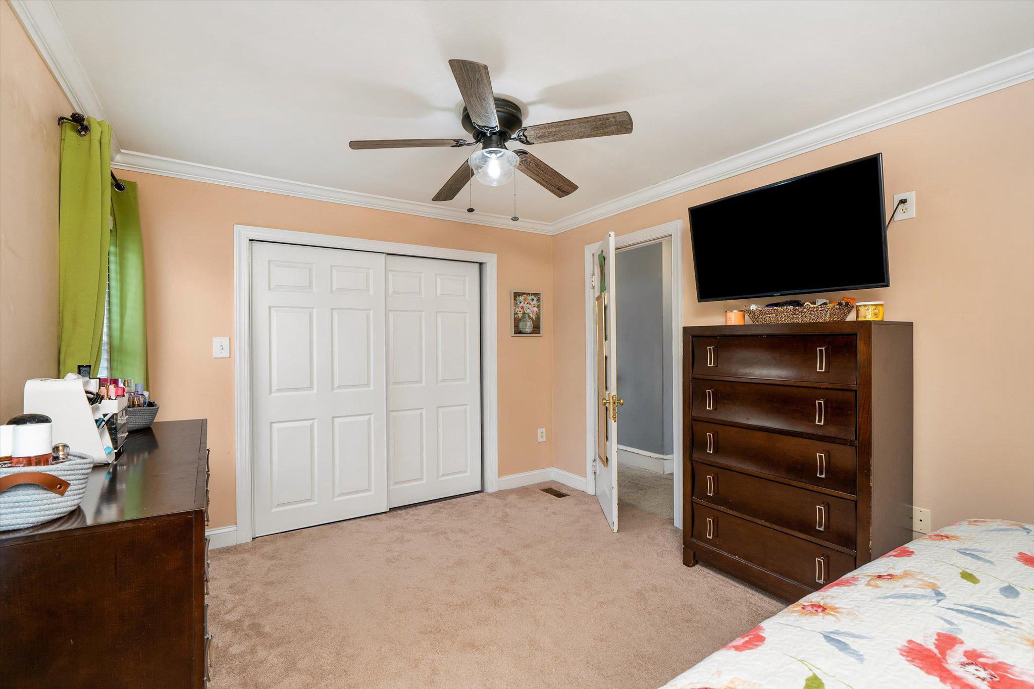 32 Lincoln Avenue Clementon, NJ 08021 - Photo 23 of 32 Bedroom 3