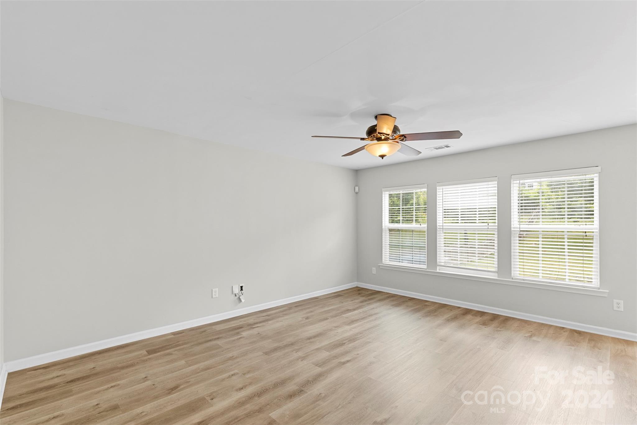 9204 Seamill Road Charlotte, NC 28278 - Photo 8 of 33 Gallery Image 8