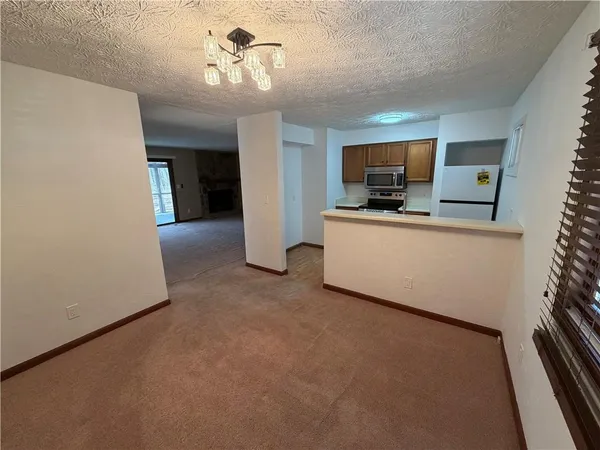 $209,000 | 201 Fairway Oaks, Waleska, GA 30183
