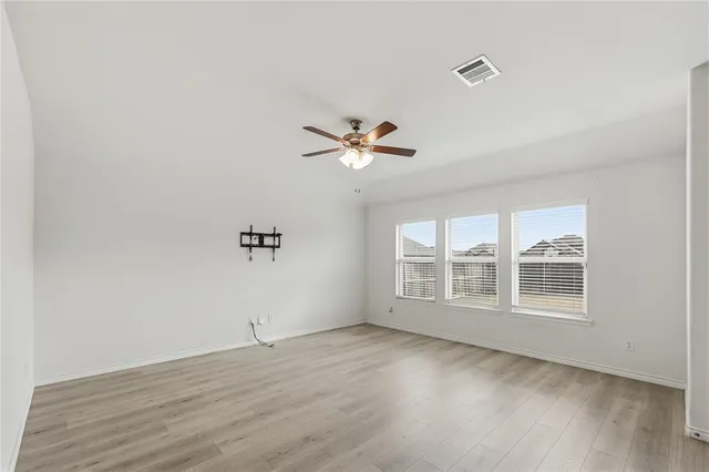 $2,000 | 121 Newsom Drive, Royse City, TX 75189