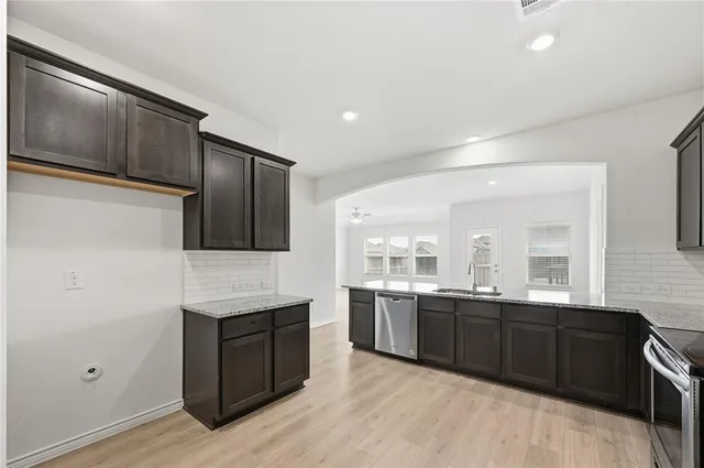 $2,000 | 121 Newsom Drive, Royse City, TX 75189