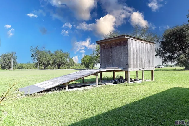 $305,000 | 1805 Dr Beatrous Road, Theriot, LA 70397