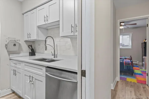 $164,900 | 9721 South Cicero Avenue, Unit 3C, Oak Lawn, IL 60453