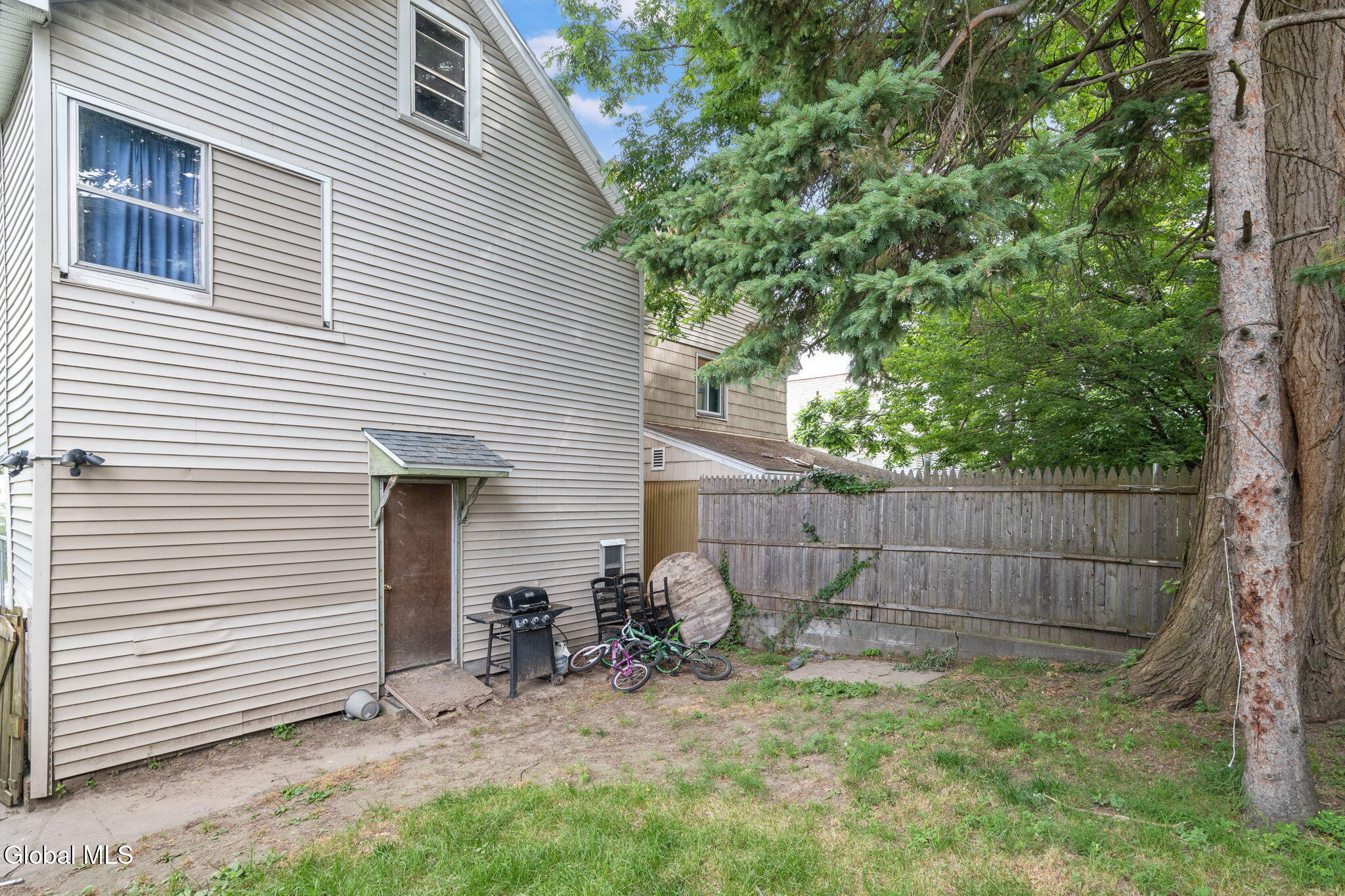 9 Jackson Place Schenectady, NY 12308 - Photo 11 of 12 11-9JacksonPl_11