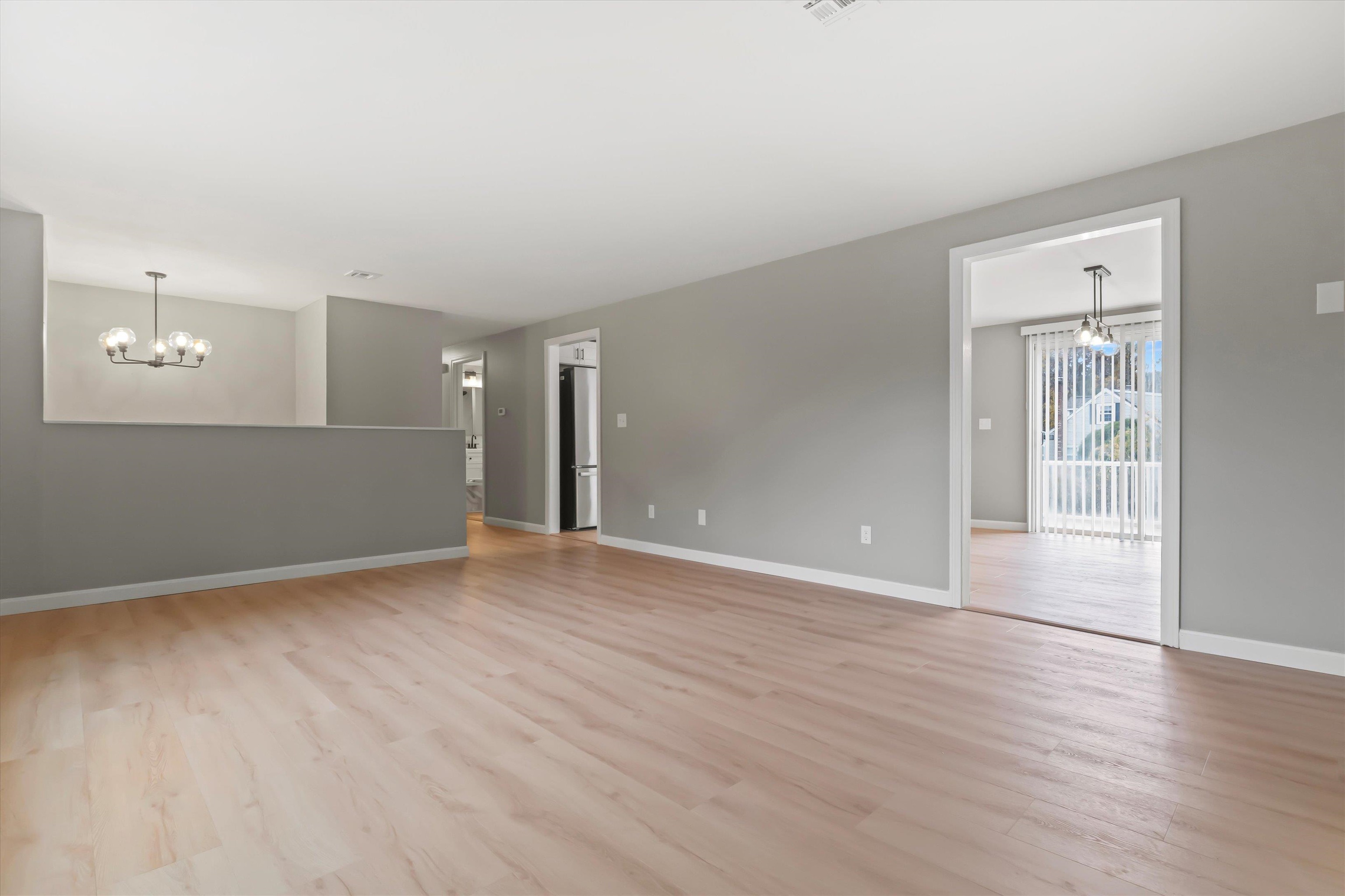 2 Devonshire Road Atkinson, NH 03811 - Photo 12 of 45