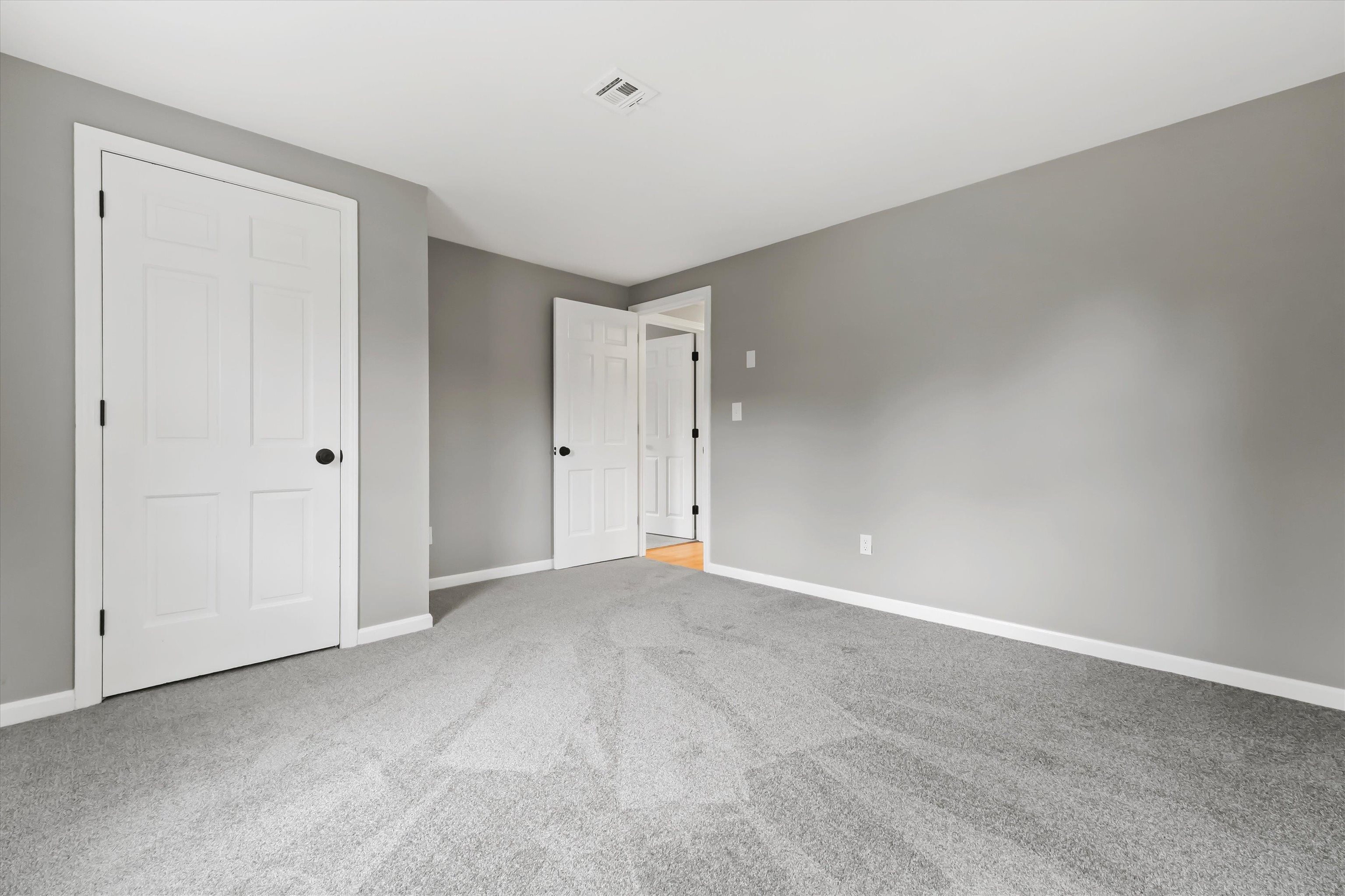 2 Devonshire Road Atkinson, NH 03811 - Photo 15 of 45