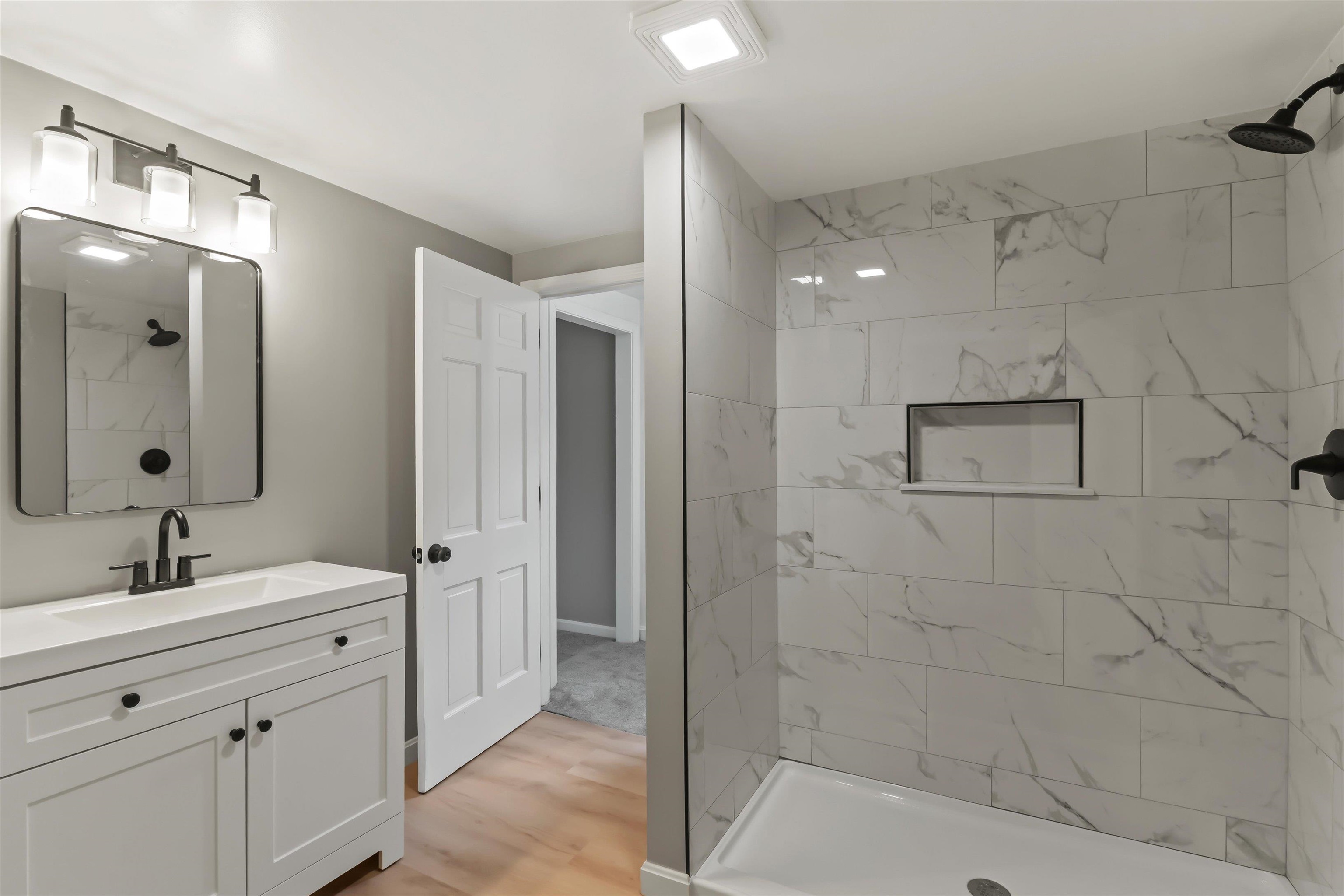 2 Devonshire Road Atkinson, NH 03811 - Photo 17 of 45