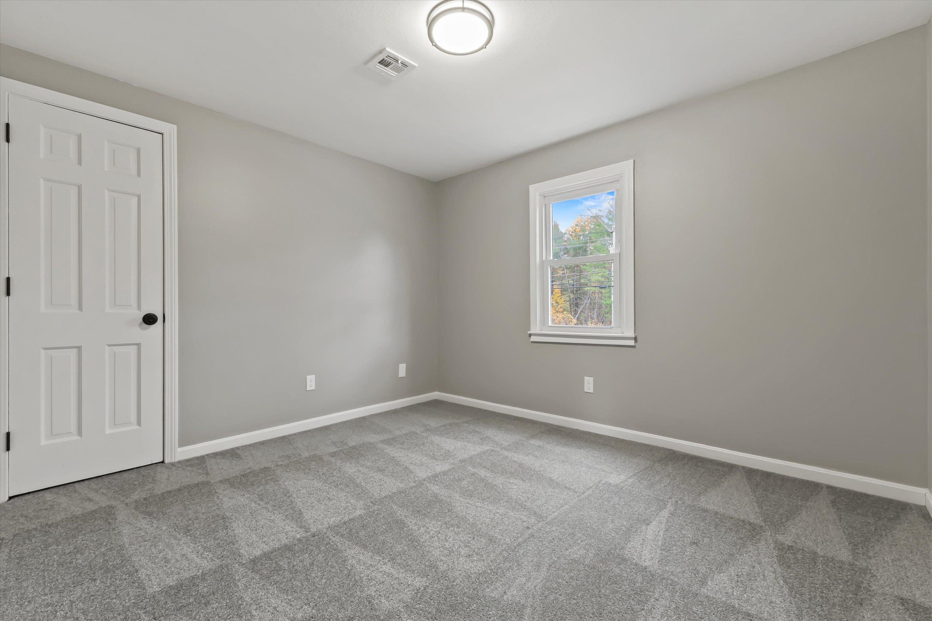 2 Devonshire Road Atkinson, NH 03811 - Photo 20 of 45