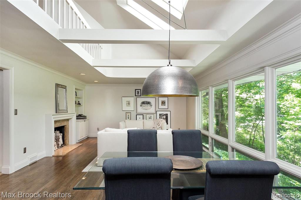 19248 Riverside Drive Beverly Hills, MI 48025 - Photo 8 of 54