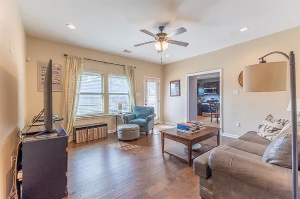 $252,900 | 201 Ashton Oaks Lane, Luling, LA 70070