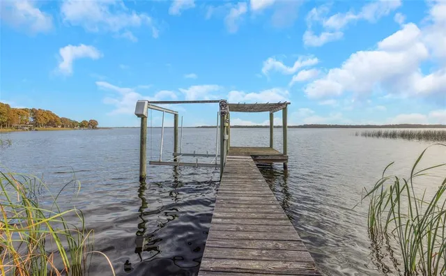 a view of a pathway both side of river