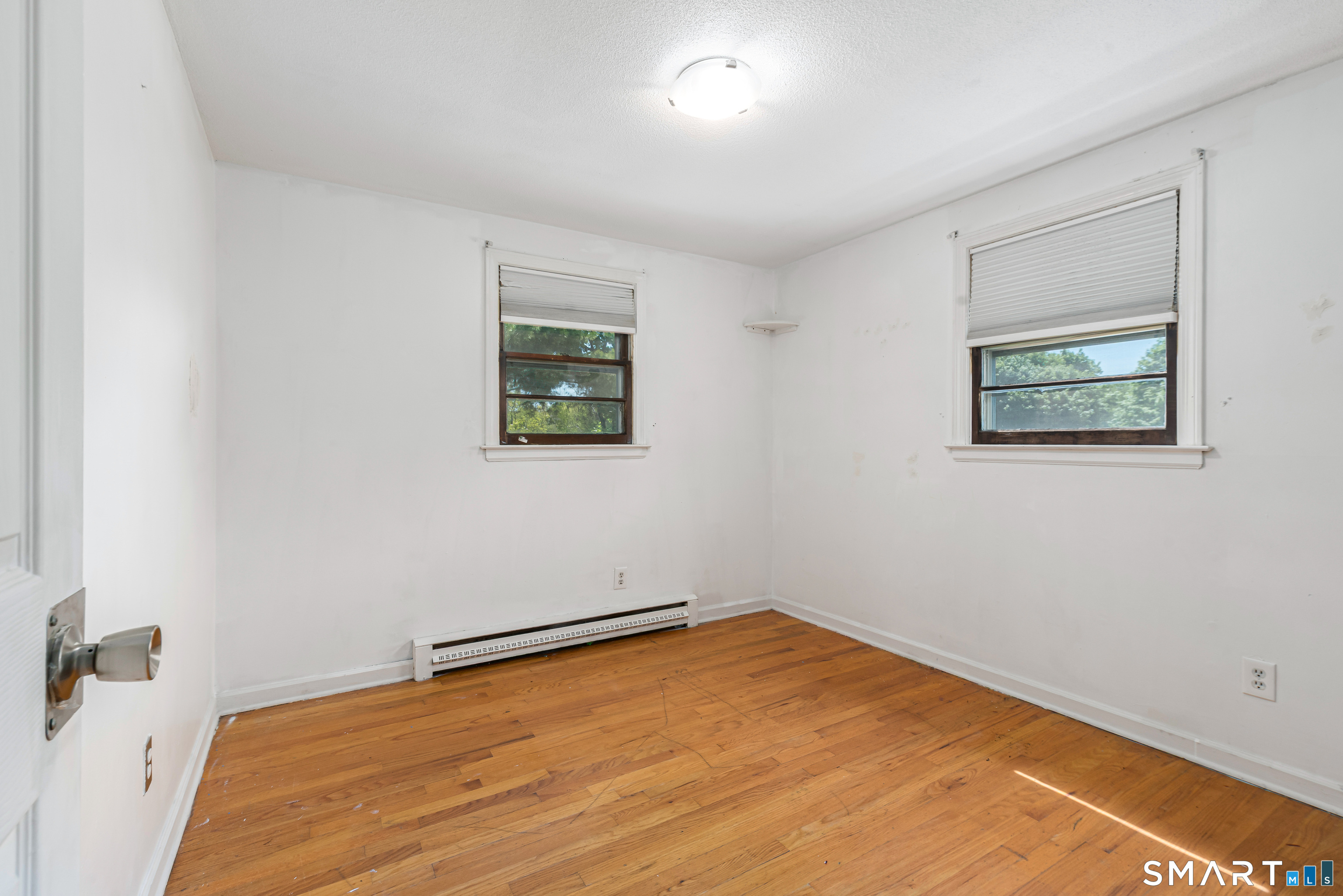196 Humiston Circle Thomaston, CT 06787 - Photo 23 of 40