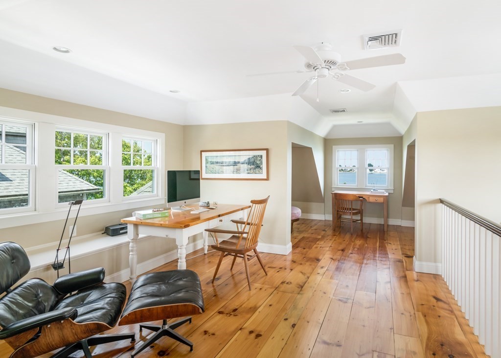 105 Hampton Circle Hull, MA 02045 - Photo 18 of 29