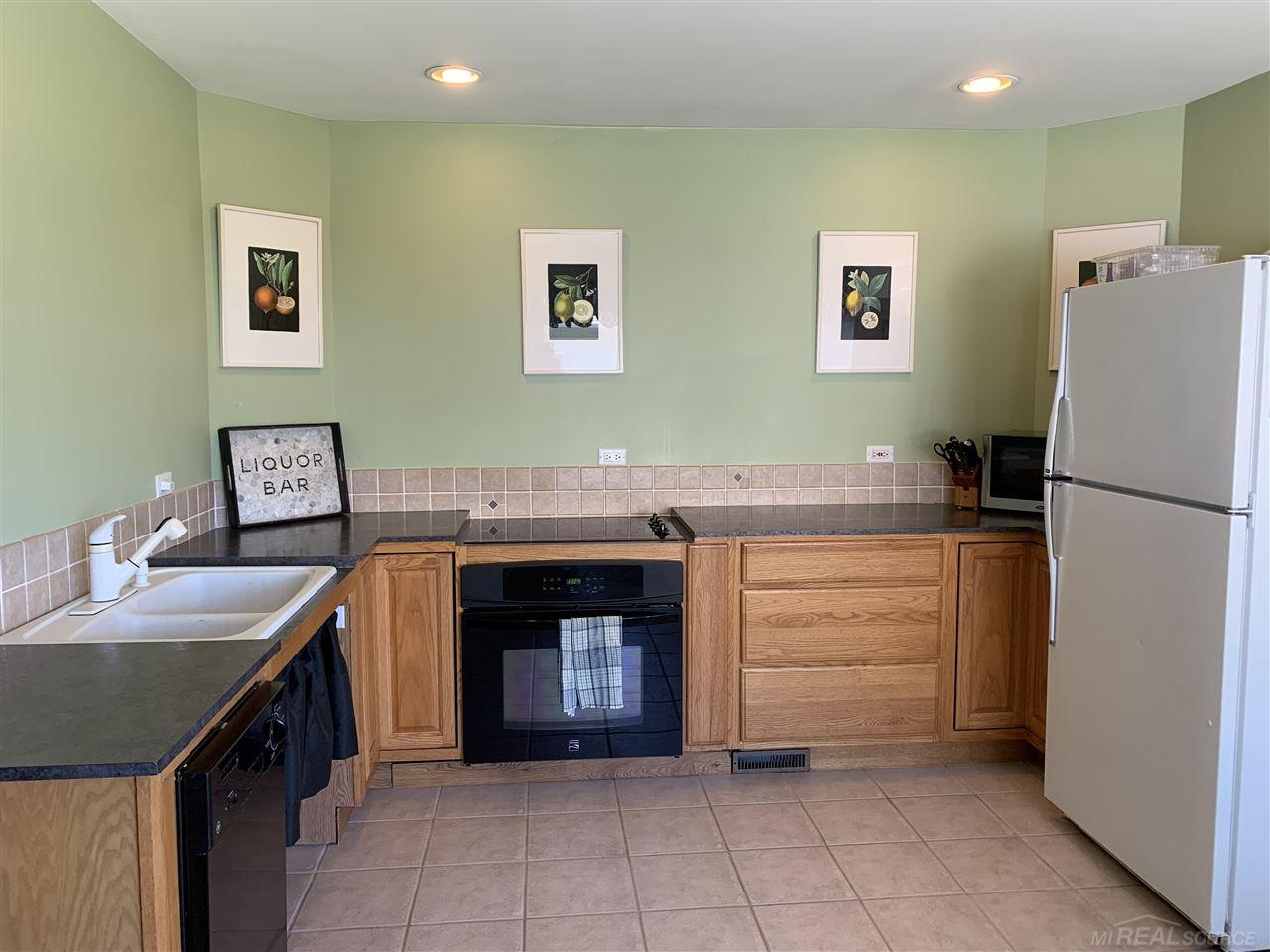 6369 Dyke Road Algonac, MI 48001 - Photo 19 of 21 50043390-18.JPG