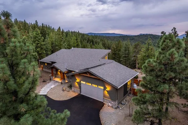 $799,000 | 522 Nighthawk Way, Portola, CA 96122