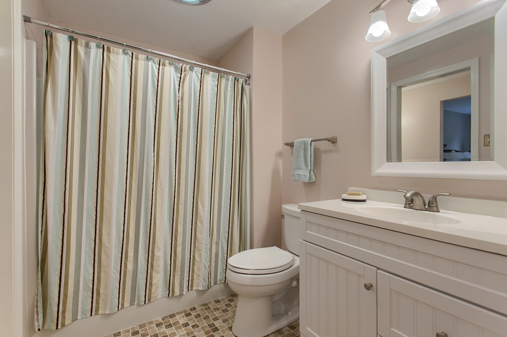 511 Ridgefield Circle, Unit A Clinton, MA 01510 - Photo 17 of 30 Gallery Image 17