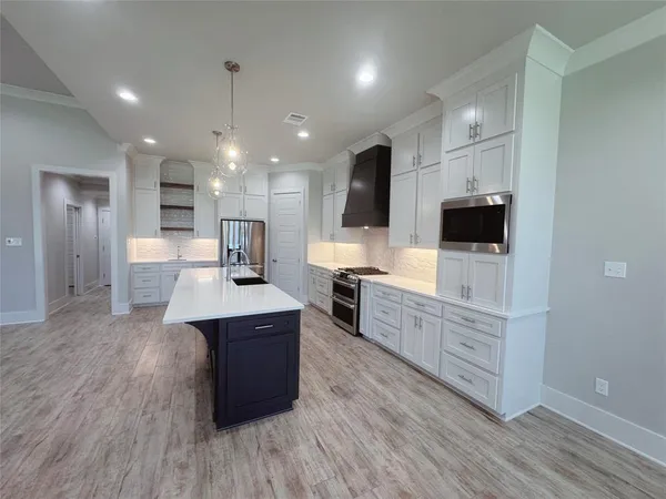 $589,900 | 262 Poydras Avenue, Bossier City, LA 71111