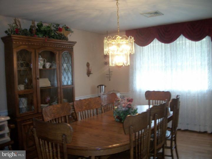 5159 Church Road Mount Laurel, NJ 08054 - Photo 11 of 25 Dining Room
