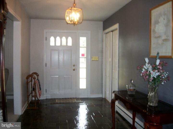 5159 Church Road Mount Laurel, NJ 08054 - Photo 6 of 25 Foyer