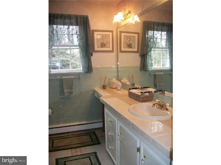 5159 Church Road Mount Laurel, NJ 08054 - Photo 10 of 25 Bathroom
